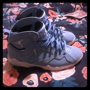 Retro Jordan Patone 7s